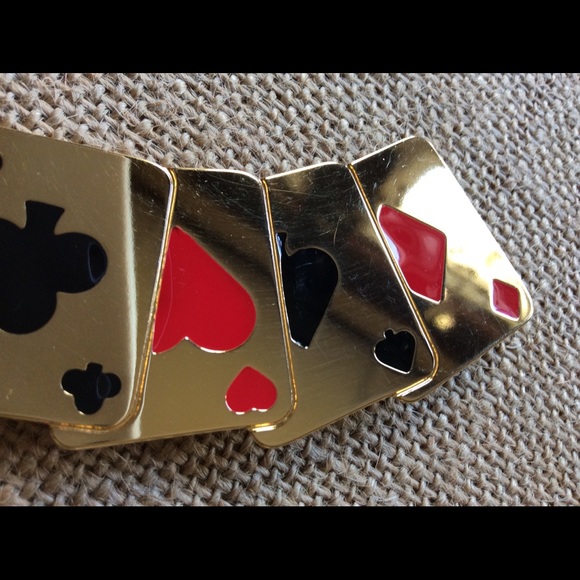 A Royal Flush Brooch - Picture 9 of 15